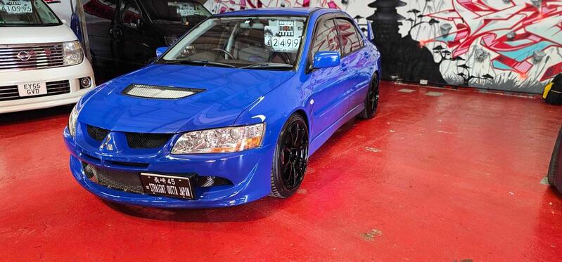 MITSUBISHI EVOLUTION