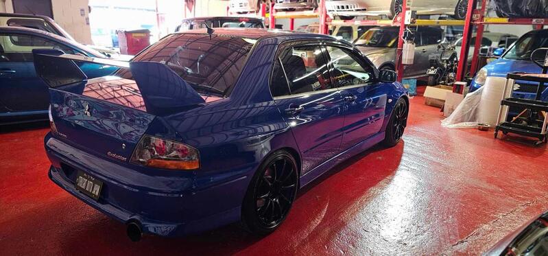 MITSUBISHI EVOLUTION