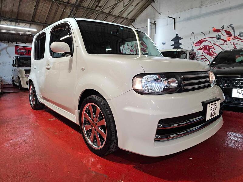 NISSAN CUBE