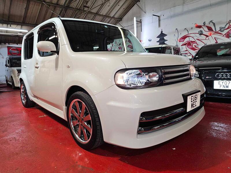 NISSAN CUBE