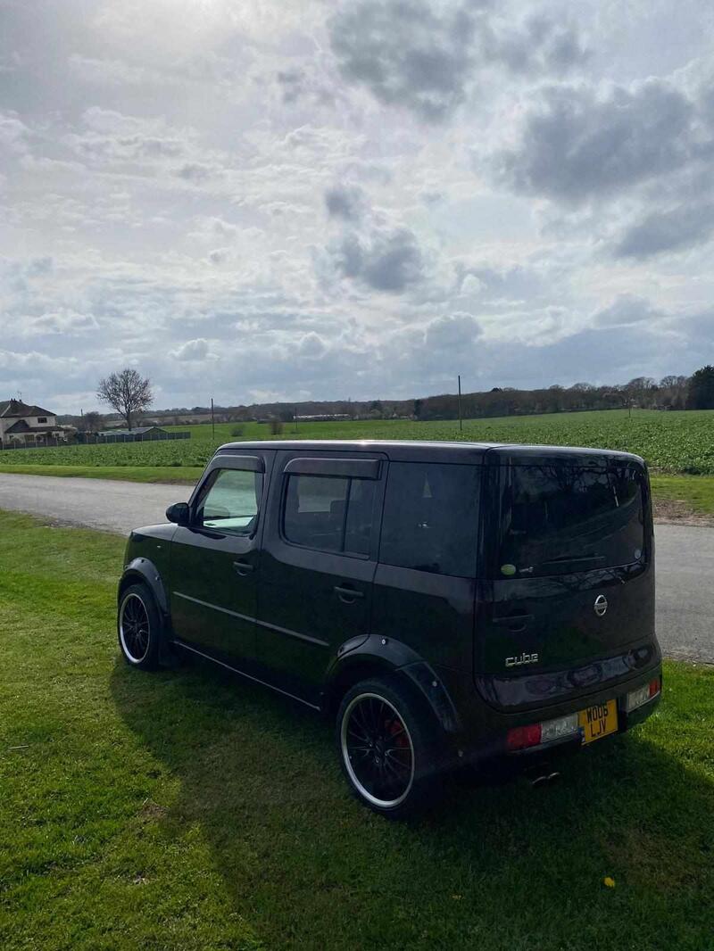 NISSAN CUBE