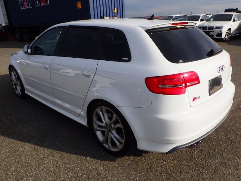 AUDI S3