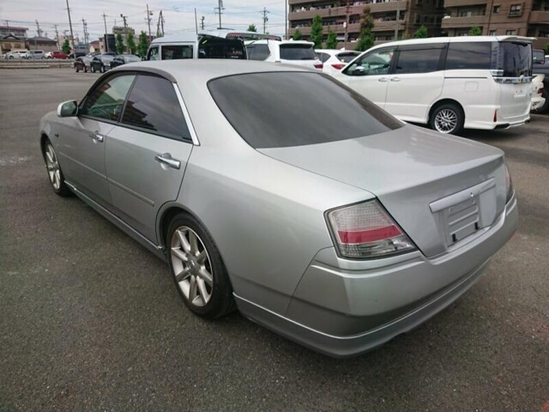 NISSAN GLORIA