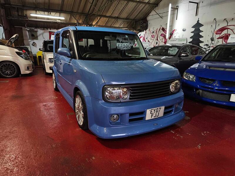 NISSAN CUBE