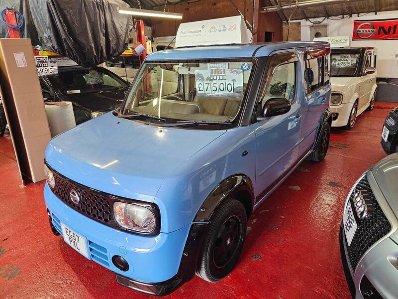 NISSAN CUBE