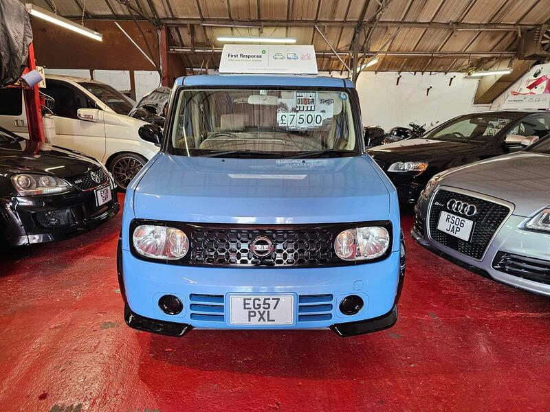 NISSAN CUBE