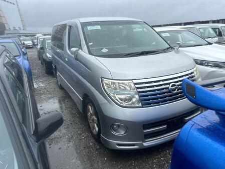 NISSAN ELGRAND 3.5 V6 Highway Star Leather Edition