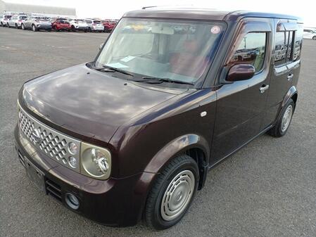 NISSAN CUBE 1.5 Conran Edition