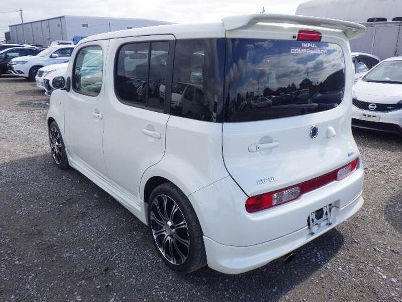 NISSAN CUBE